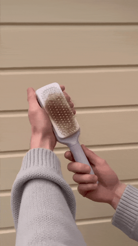 Scalp Pulse Self Cleaning Brush Self Clean Function In Use